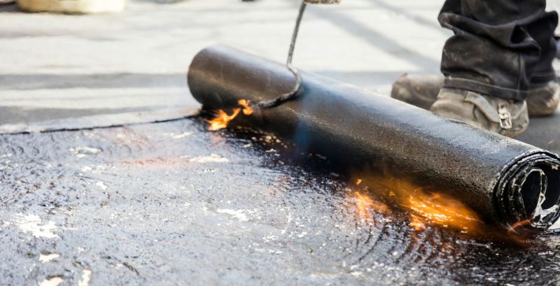 Signs Itâ€™s Time For A Flat Or Single-Ply Roof Installation